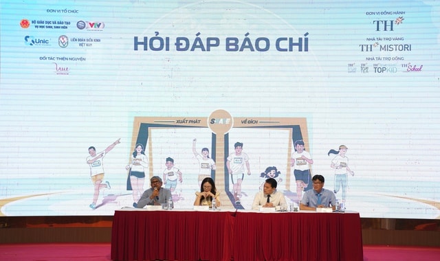 Giải chạy học sinh thu hút hàng nghìn em nhỏ tham gia vì sức khỏe cộng đồng- Ảnh 1.