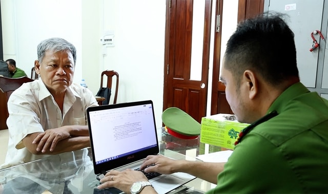 Bắt 2 đối tượng cưỡng đoạt hơn 1.619 tấn cá tra và hủy hoại tài sản- Ảnh 1.