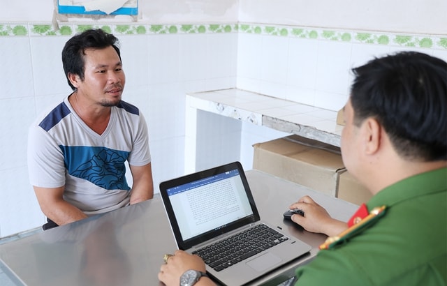 Bắt 2 đối tượng cưỡng đoạt hơn 1.619 tấn cá tra và hủy hoại tài sản- Ảnh 2.