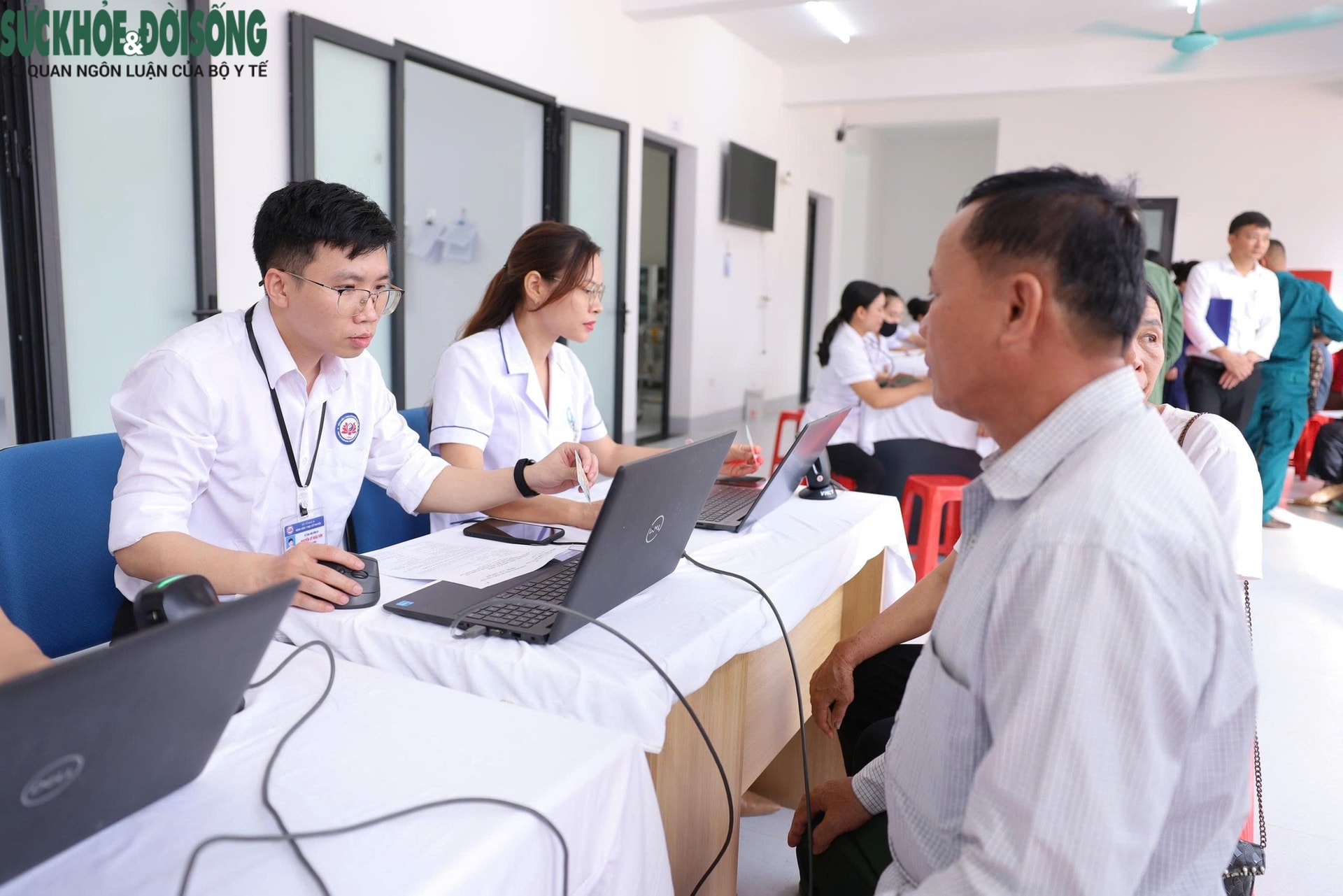 Đưa dịch vụ y tế chất lượng đến gần hơn với người dân- Ảnh 2. Đưa dịch vụ y tế chất lượng đến gần hơn với người dân- Ảnh 2.