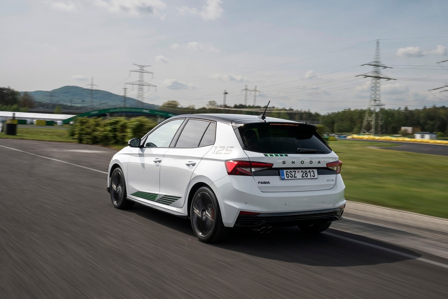 Cận cảnh Fabia bản giới hạn kỷ niệm 125 năm Skoda Motorsport - 2