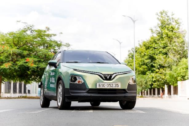Lăn bánh chỉ từ 480 triệu đồng, VinFast VF 5 giữ ngôi vương A-SUV - 1