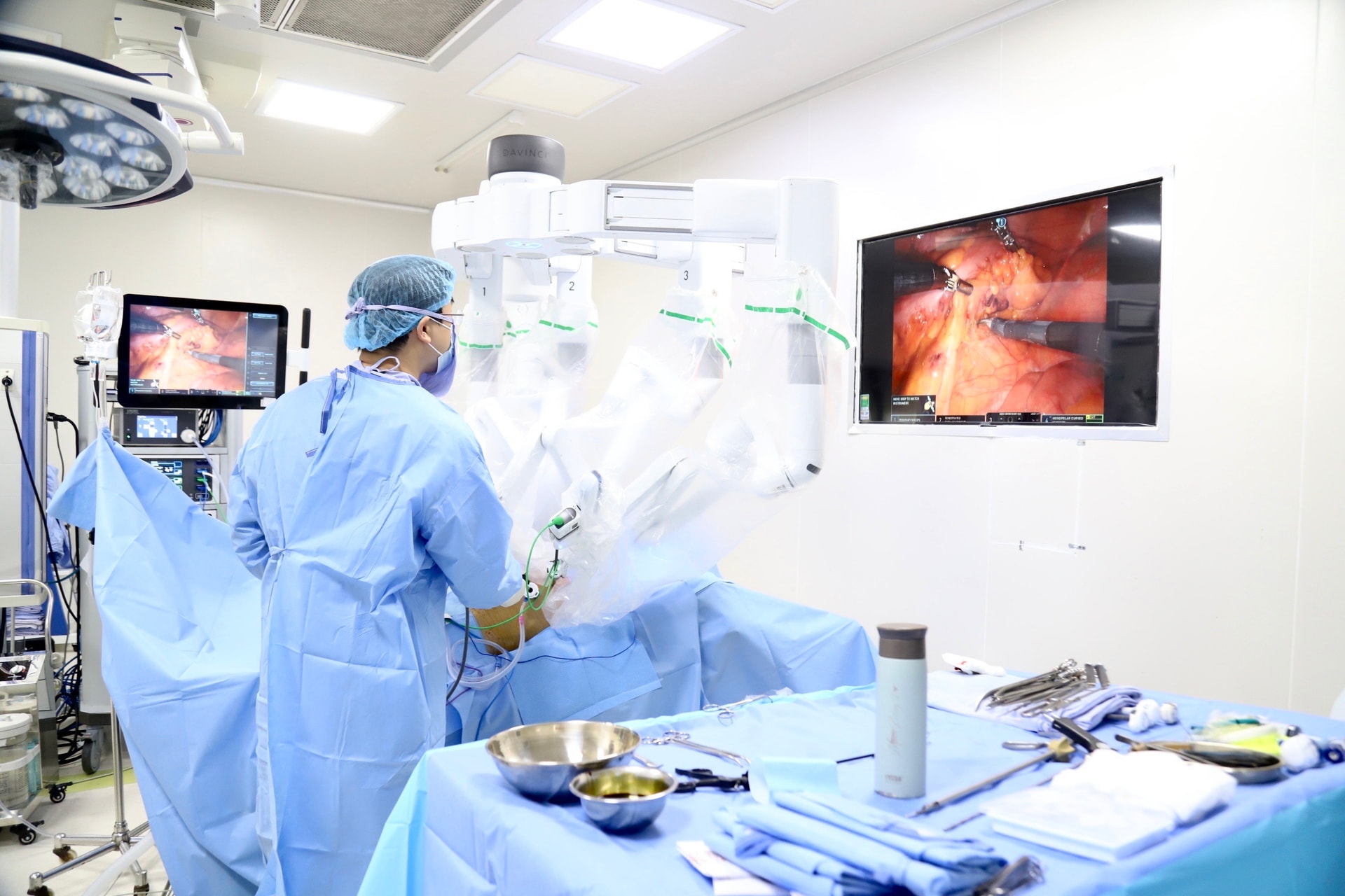 Cụ ông 74 tuổi vẫn quyết tâm chiến đấu với ung thư trực tràng- Ảnh 1. Cụ ông 74 tuổi vẫn quyết tâm chiến đấu với ung thư trực tràng- Ảnh 1.