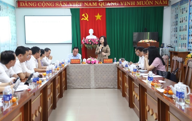 Bộ trưởng Bộ Y tế: Phân cấp càng mạnh, y tế cơ sở càng phải vững- Ảnh 3. Bộ trưởng Bộ Y tế: Phân cấp càng mạnh, y tế cơ sở càng phải vững- Ảnh 3.