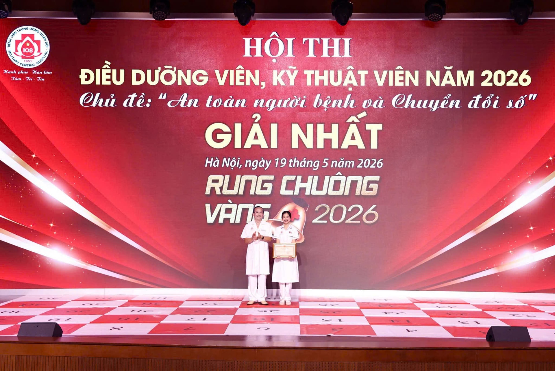 Điều dưỡng phải làm chủ công nghệ để chăm sóc người bệnh tốt hơn- Ảnh 2.