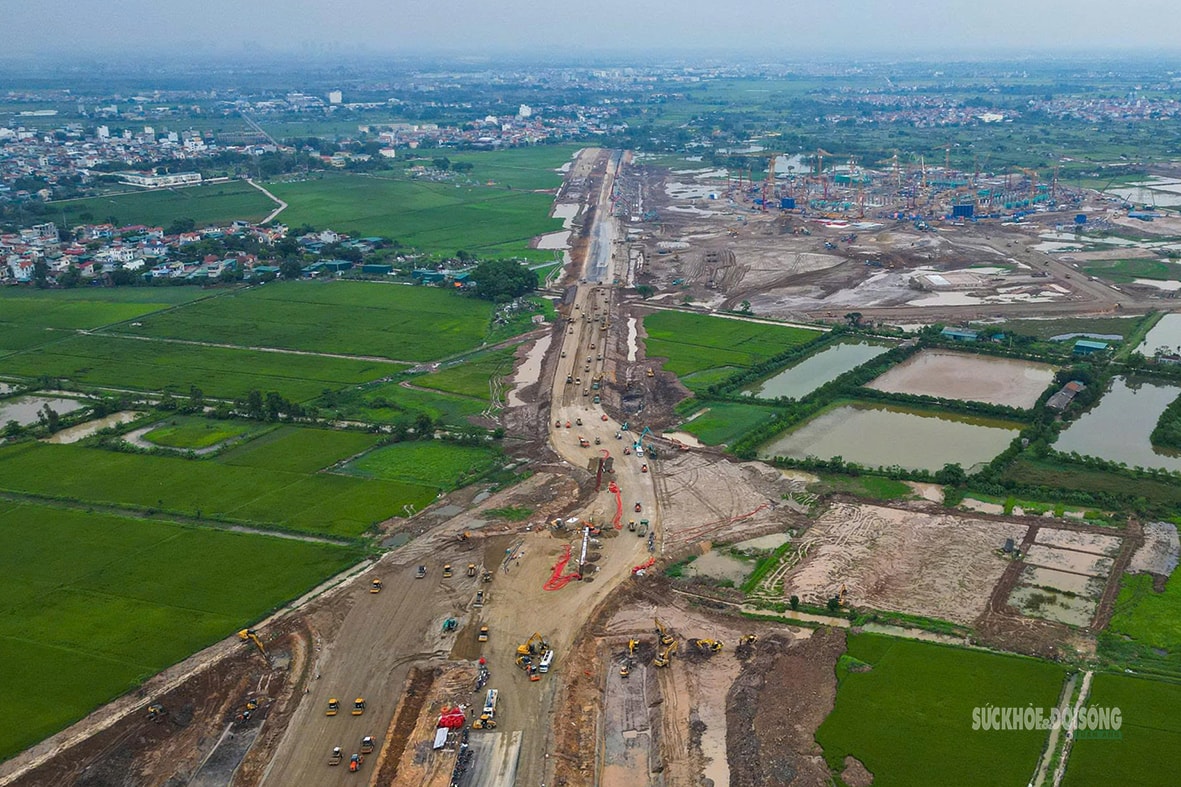 Đại lộ kết nối sân vận động Hùng Vương tăng tốc về đích- Ảnh 1. Đại lộ kết nối sân vận động Hùng Vương tăng tốc về đích- Ảnh 1.