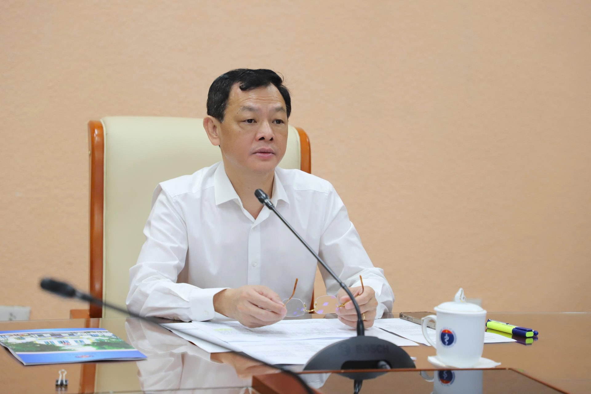 Thứ trưởng Nguyễn Tri Thức: Thúc đẩy ứng dụng các sáng kiến, đề tài khoa học vào điều trị thực tiễn- Ảnh 1. Thứ trưởng Nguyễn Tri Thức: Thúc đẩy ứng dụng các sáng kiến, đề tài khoa học vào điều trị thực tiễn- Ảnh 1.