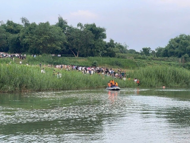 Vì sao nhiều trẻ biết bơi vẫn gặp tai nạn đuối nước thương tâm?- Ảnh 1. Vì sao nhiều trẻ biết bơi vẫn gặp tai nạn đuối nước thương tâm?- Ảnh 1.