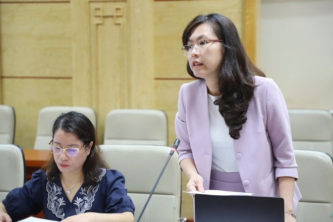 Thứ trưởng Nguyễn Tri Thức: Thúc đẩy ứng dụng các sáng kiến, đề tài khoa học vào điều trị thực tiễn- Ảnh 3. Thứ trưởng Nguyễn Tri Thức: Thúc đẩy ứng dụng các sáng kiến, đề tài khoa học vào điều trị thực tiễn- Ảnh 3.