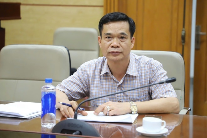 Thứ trưởng Nguyễn Tri Thức: Thúc đẩy ứng dụng các sáng kiến, đề tài khoa học vào điều trị thực tiễn- Ảnh 5. Thứ trưởng Nguyễn Tri Thức: Thúc đẩy ứng dụng các sáng kiến, đề tài khoa học vào điều trị thực tiễn- Ảnh 5.