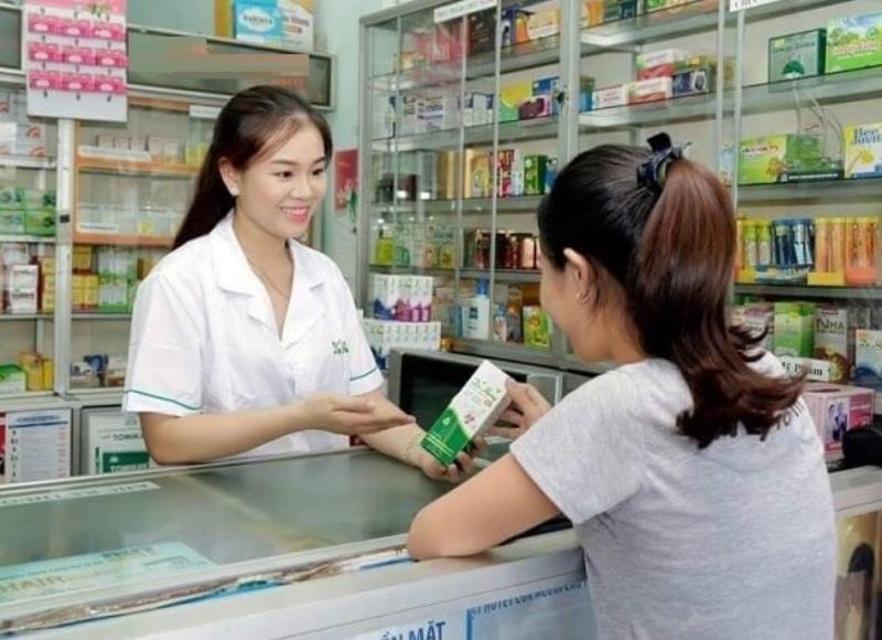 Một lô thuốc bị đình chỉ, người tiêu dùng cần ứng xử thế nào?- Ảnh 1. Một lô thuốc bị đình chỉ, người tiêu dùng cần ứng xử thế nào?- Ảnh 1.