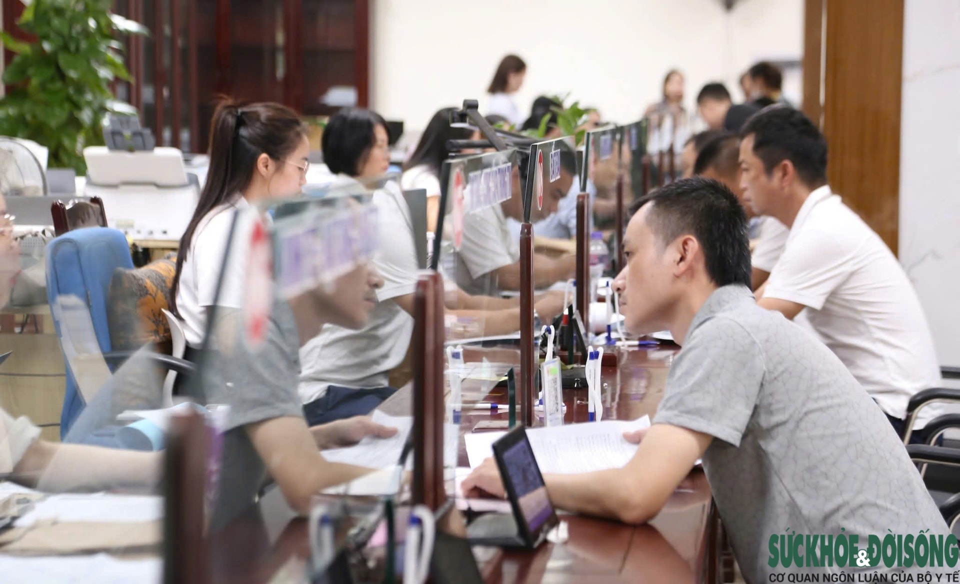 Thiếu gần 400 biên chế, Nghệ An tuyển 165 công chức cấp xã từ lực lượng không chuyên trách- Ảnh 1.