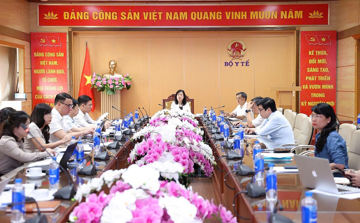 Xây dựng Nghị định mới về khám chữa bệnh phải tháo gỡ vướng mắc, không phát sinh thêm thủ tục- Ảnh 11. Xây dựng Nghị định mới về khám chữa bệnh phải tháo gỡ vướng mắc, không phát sinh thêm thủ tục- Ảnh 11.