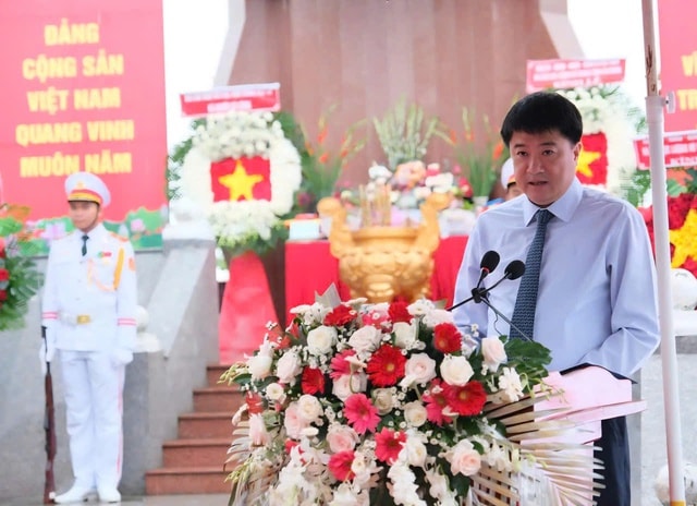 Lấy mẫu sinh phẩm hài cốt liệt sĩ chưa xác định được thông tin để trả lại tên cho các anh hùng- Ảnh 2. Lấy mẫu sinh phẩm hài cốt liệt sĩ chưa xác định được thông tin để trả lại tên cho các anh hùng- Ảnh 2.