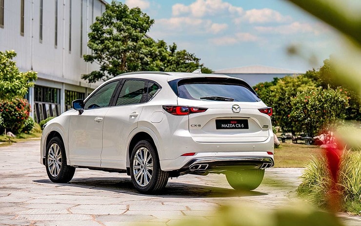 Thiết kế đuôi xe Mazda CX-5 2026 trẻ trung và năng động