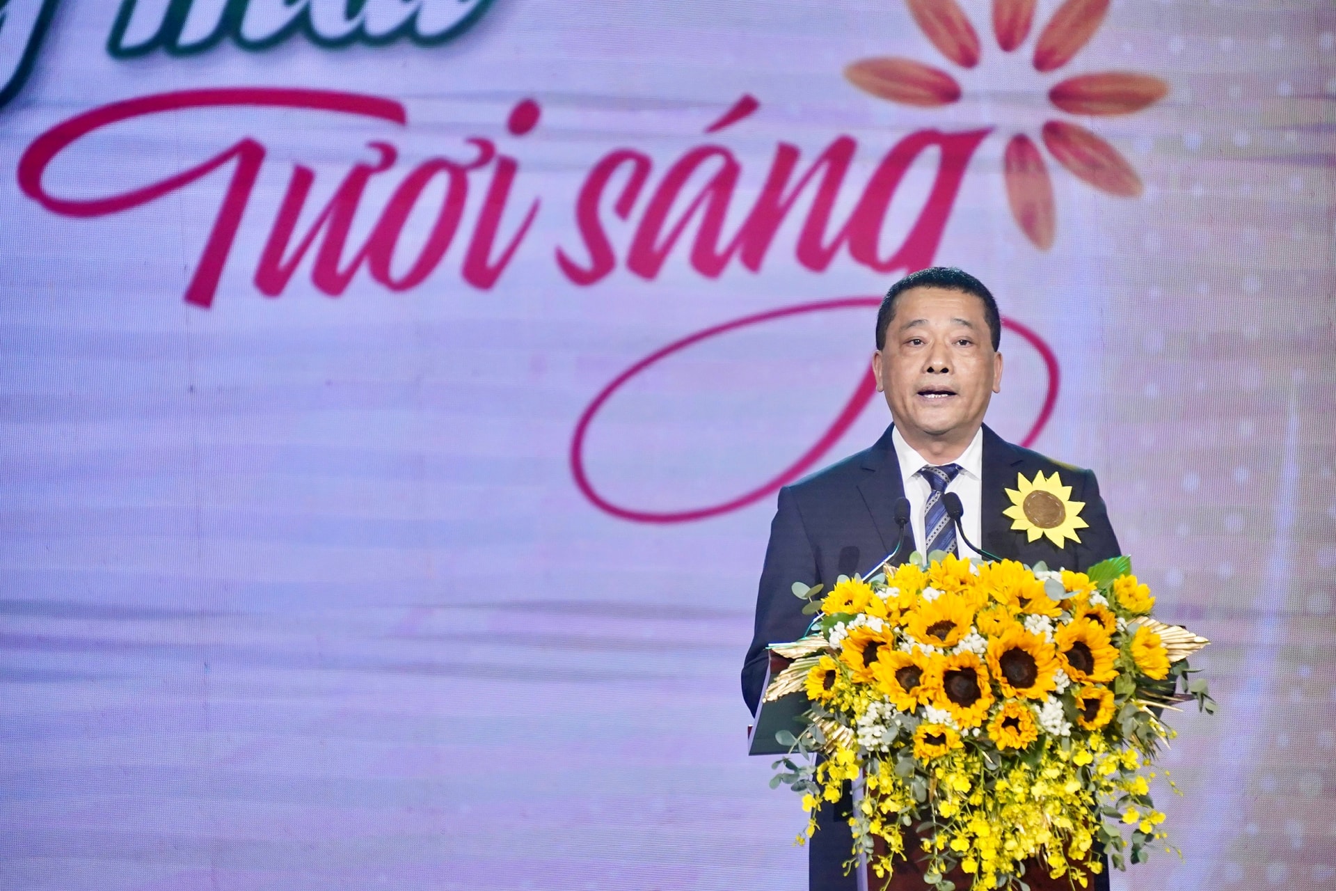 15 năm Quỹ Ngày mai tươi sáng tiếp sức hàng chục vạn bệnh nhân ung thư nghèo- Ảnh 3.