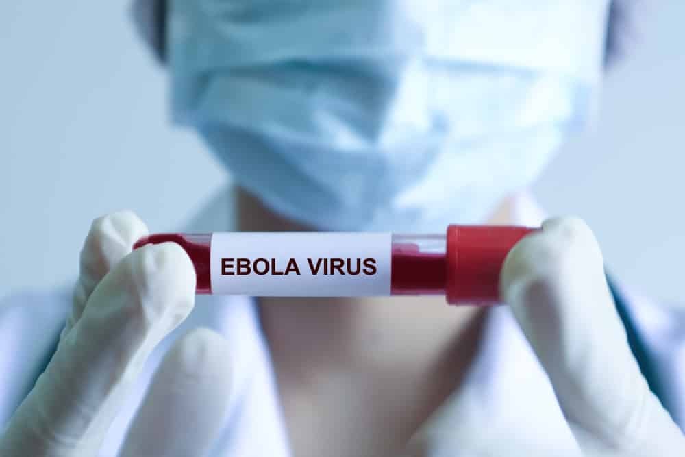 Tỉ lệ tử vong do Ebola có thể lên đến 90%, Bộ Y tế nêu các triệu chứng thường gặp khi mắc bệnh- Ảnh 1. Tỉ lệ tử vong do Ebola có thể lên đến 90%, Bộ Y tế nêu các triệu chứng thường gặp khi mắc bệnh- Ảnh 1.