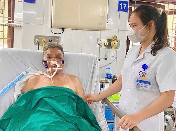 Cứu sống người đàn ông 69 tuổi đuối nước nguy kịch- Ảnh 1. Cứu sống người đàn ông 69 tuổi đuối nước nguy kịch- Ảnh 1.