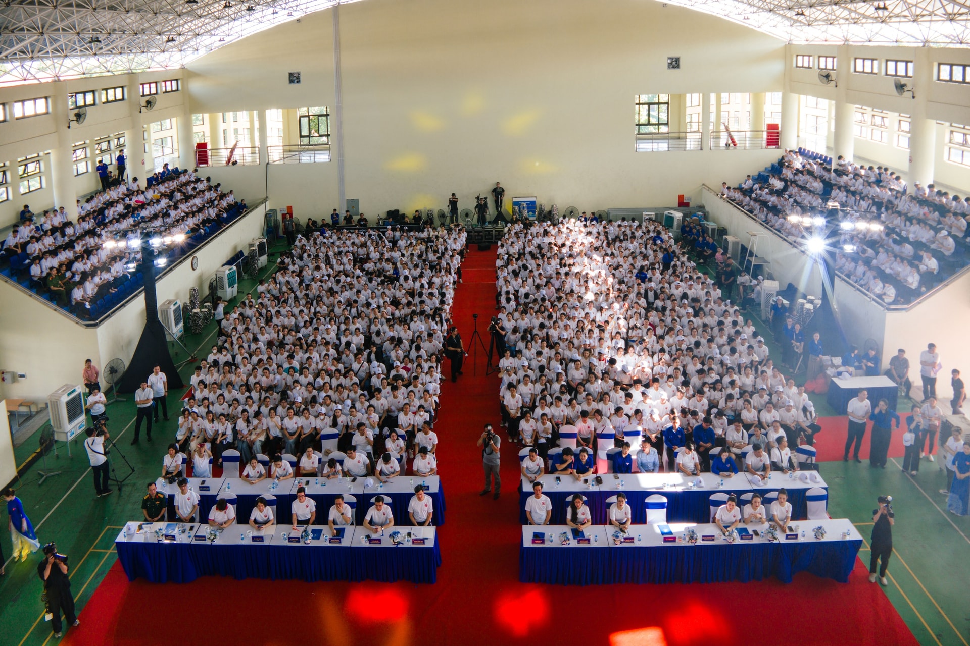 “Vạch trần sự hấp dẫn giả tạo” của thuốc lá thế hệ mới để bảo vệ giới trẻ- Ảnh 2.