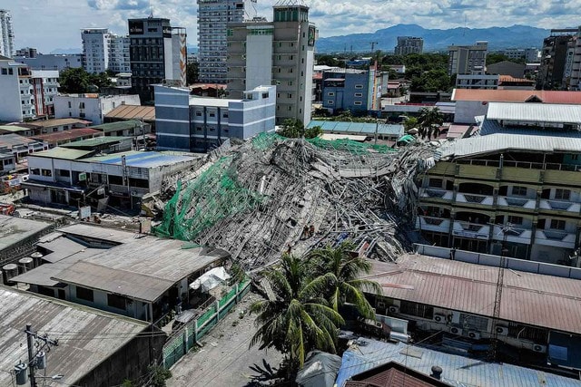Sập tòa nhà 9 tầng khiến ít nhất 4 người chết, hàng chục người mất tích tại Philippines- Ảnh 1.