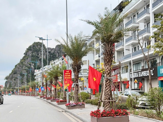 Quảng Ninh triển khai sắp xếp thôn, bản, khu phố gắn với mô hình chính quyền địa phương 2 cấp- Ảnh 1. Quảng Ninh triển khai sắp xếp thôn, bản, khu phố gắn với mô hình chính quyền địa phương 2 cấp- Ảnh 1.