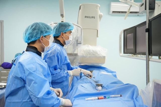 Cứu sống nữ du khách Trung Quốc vỡ lách độ IV nguy kịch- Ảnh 1. Cứu sống nữ du khách Trung Quốc vỡ lách độ IV nguy kịch- Ảnh 1.