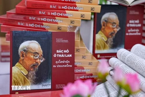 Đưa quan hệ Việt Nam-Thái Lan phát triển mạnh mẽ hơn nữa, hướng tới những tầm cao mới- Ảnh 7. Đưa quan hệ Việt Nam-Thái Lan phát triển mạnh mẽ hơn nữa, hướng tới những tầm cao mới- Ảnh 7.