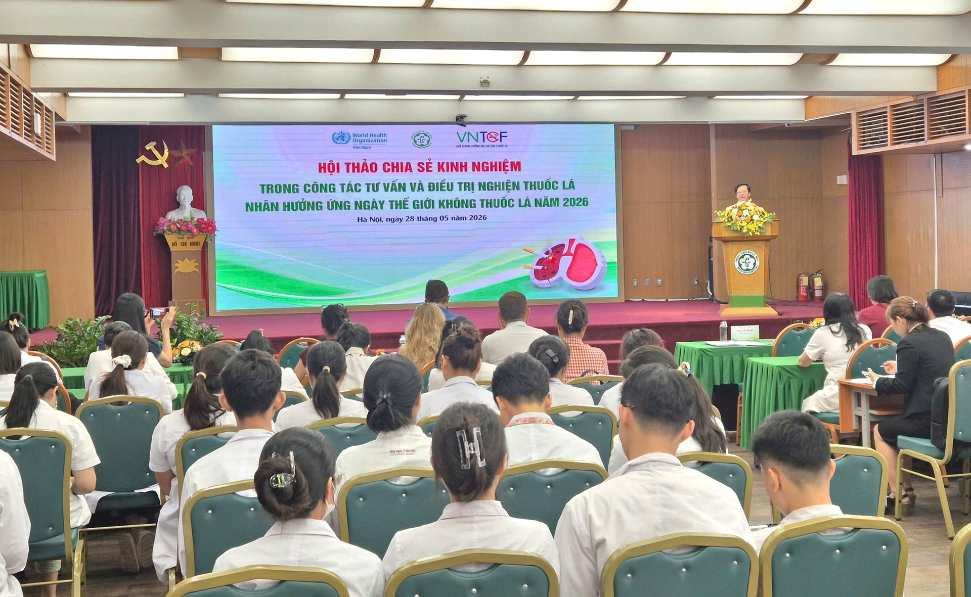 Chuyên gia nói gì về đề xuất cấm người sinh từ năm 2010 hút thuốc?- Ảnh 2. Chuyên gia nói gì về đề xuất cấm người sinh từ năm 2010 hút thuốc?- Ảnh 2.