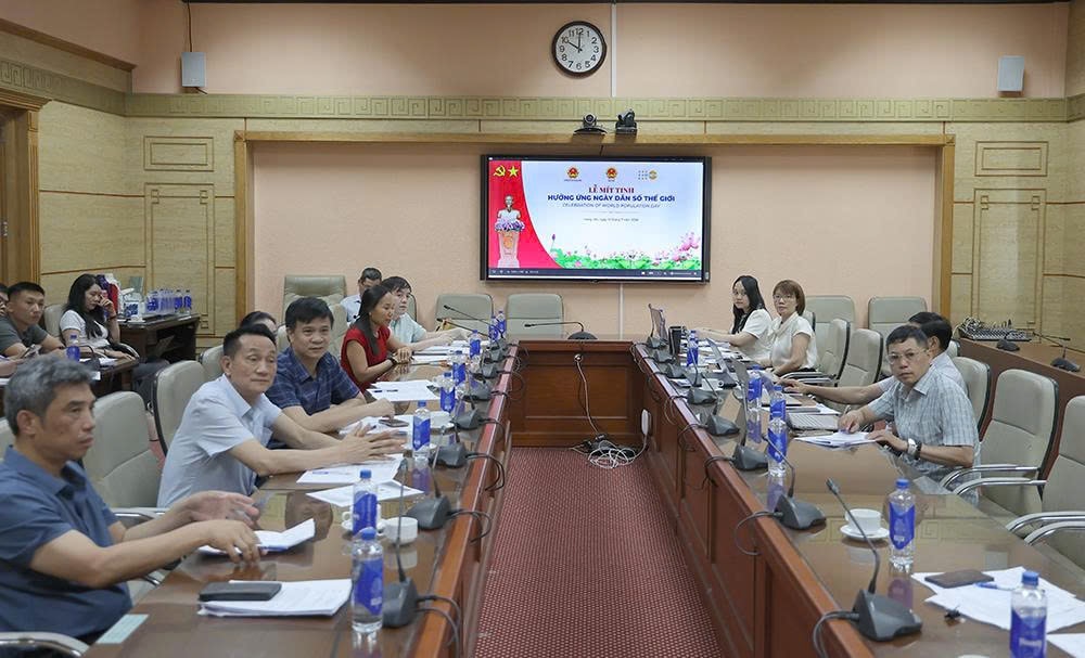 Tổ chức trang trọng lễ mít tinh Ngày Dân số thế giới để lan tỏa thông điệp dân số và phát triển- Ảnh 4.