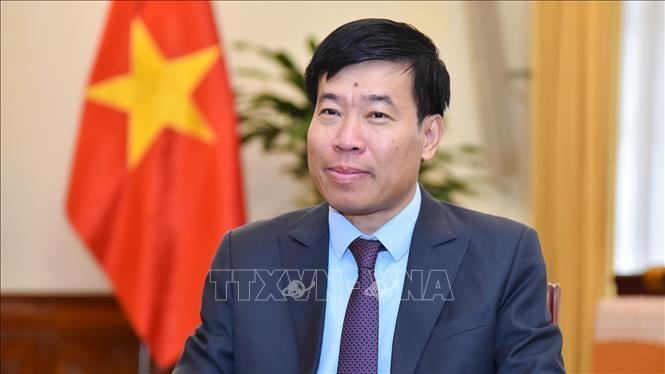 Nâng tầm quan hệ Việt Nam - Singapore; khẳng định vị thế của Việt Nam với thế giới- Ảnh 6. Nâng tầm quan hệ Việt Nam - Singapore; khẳng định vị thế của Việt Nam với thế giới- Ảnh 6.