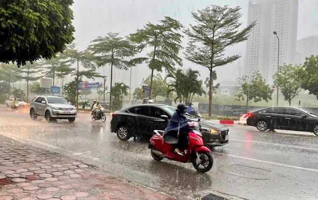 Những khu vực nào có mưa dông chiều nay?- Ảnh 1. Những khu vực nào có mưa dông chiều nay?- Ảnh 1.