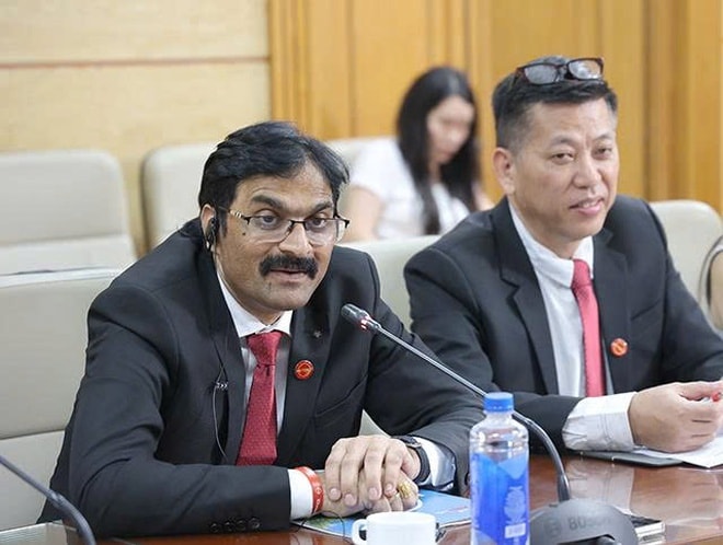 Bộ trưởng Bộ Y tế Đào Hồng Lan tiếp, làm việc với Lãnh đạo cấp cao Tập đoàn Hetero Labs Limited, Ấn Độ- Ảnh 3.
