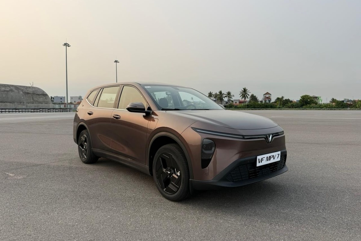 Mẫu xe thuần điện VinFast VF MPV 7 mang đến giải pháp di chuyển xanh tối ưu chi phí.