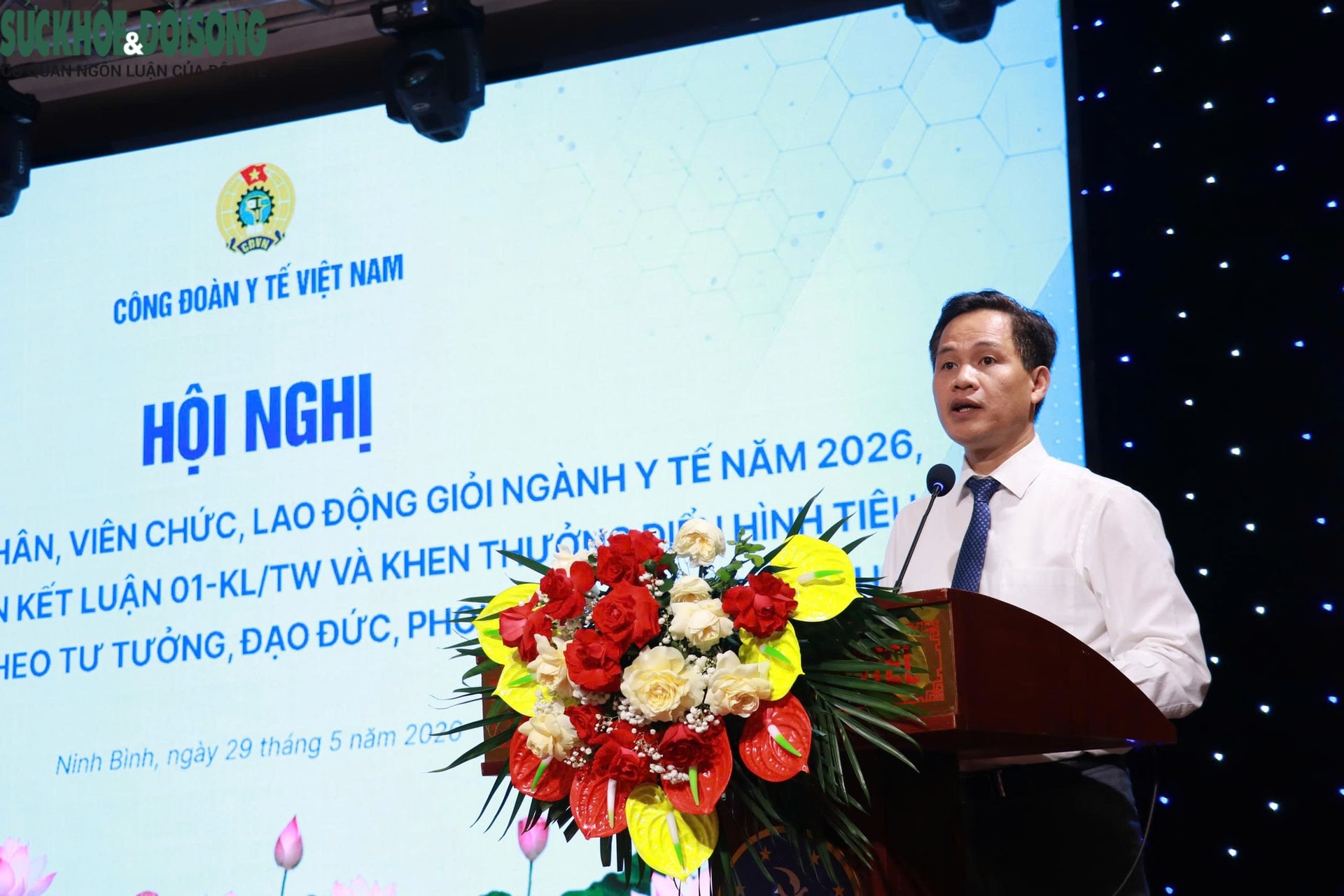 Tôn vinh những điển hình tiêu biểu của ngành Y tế năm 2026- Ảnh 3. Tôn vinh những điển hình tiêu biểu của ngành Y tế năm 2026- Ảnh 3.