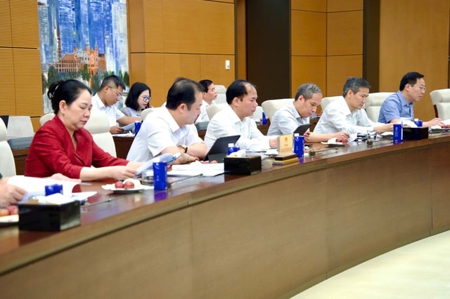 Dự kiến Quốc hội sẽ tổ chức 'kỳ họp không thường lệ' để đẩy nhanh công tác lập pháp 2026- Ảnh 4. Dự kiến Quốc hội sẽ tổ chức 'kỳ họp không thường lệ' để đẩy nhanh công tác lập pháp 2026- Ảnh 4.