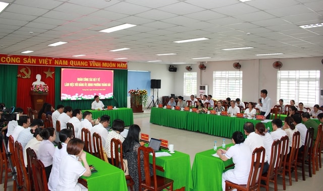Thứ trưởng Đỗ Xuân Tuyên: Đưa y tế đến gần dân, lấy phòng bệnh làm trọng tâm- Ảnh 5. Thứ trưởng Đỗ Xuân Tuyên: Đưa y tế đến gần dân, lấy phòng bệnh làm trọng tâm- Ảnh 5.