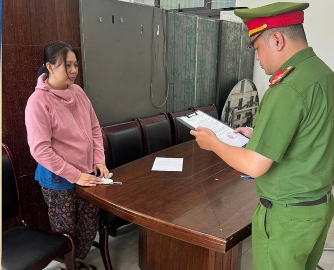 Bịa chuyện giàu có, mắc ung thư để vay tiền, Đinh Thị Hạnh chiếm đoạt hơn nửa tỷ đồng- Ảnh 1.