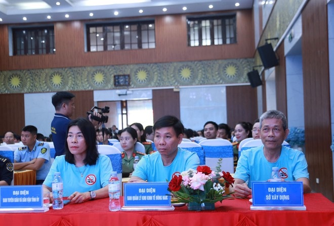 Vạch trần 'bẫy' thuốc lá điện tử đang len lỏi vào giới trẻ- Ảnh 4.