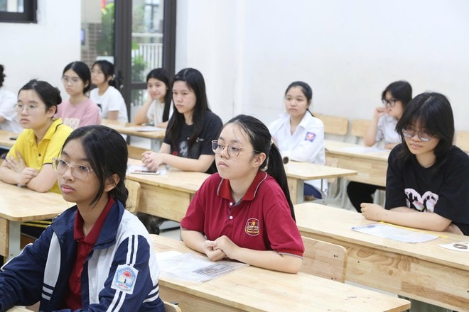 Gần 125.000 thí sinh Hà Nội hoàn tất thủ tục trước ngày thi lớp 10- Ảnh 5.
