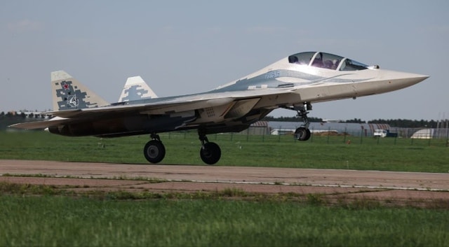 Phi công Nga tiết lộ tiềm năng mới của tiêm kích Su-57D hai chỗ ngồi- Ảnh 1.