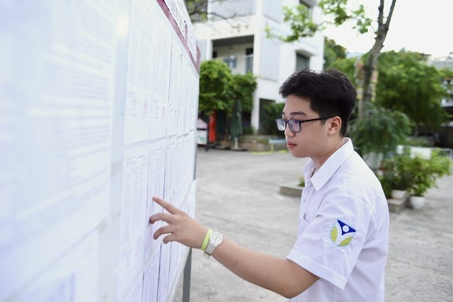 Đáp án đề thi môn Toán vào lớp 10 năm 2026 tại Hà Nội chính xác- Ảnh 1.