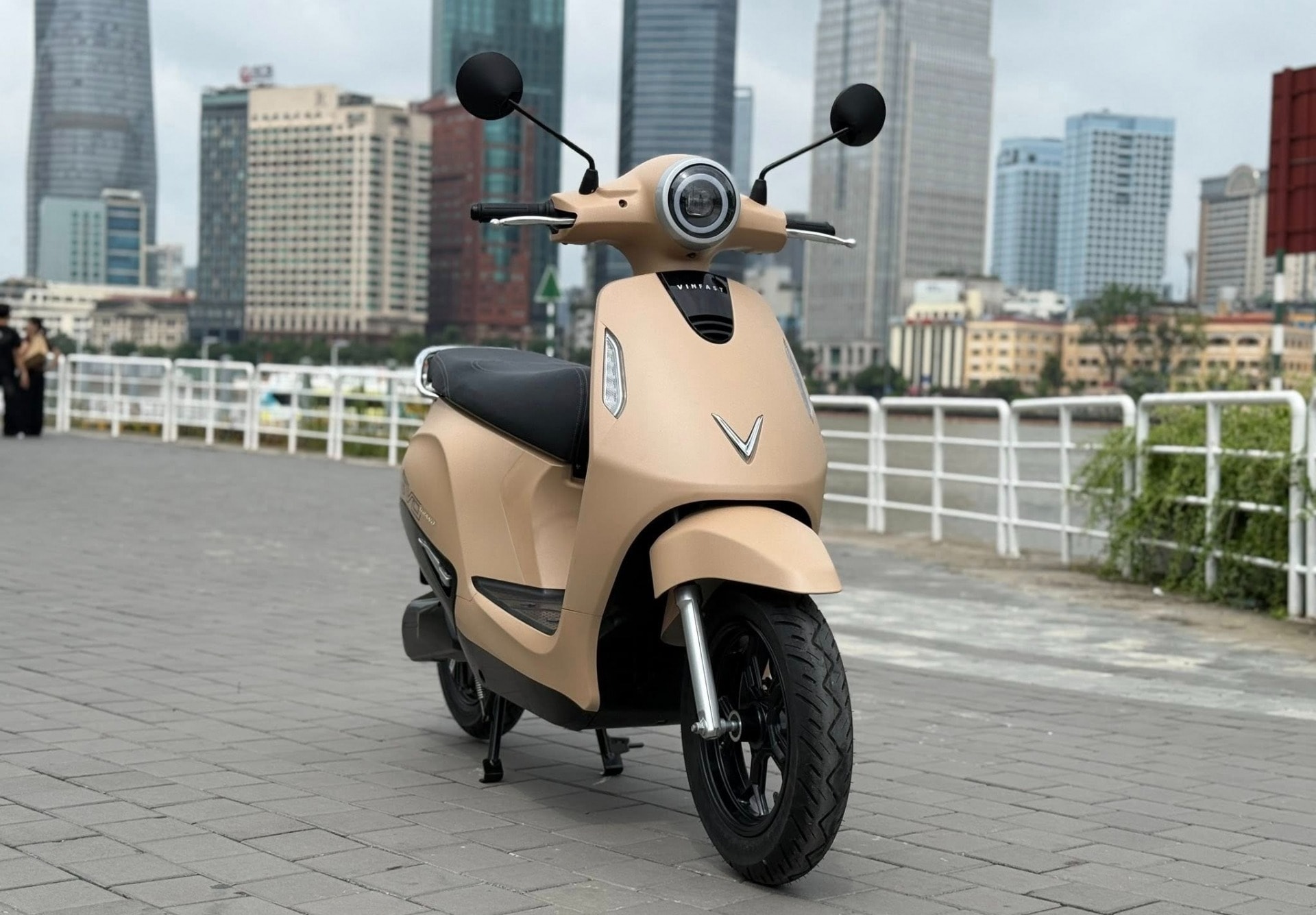 So sánh VinFast Evo Grand và Feliz 2025 - 6