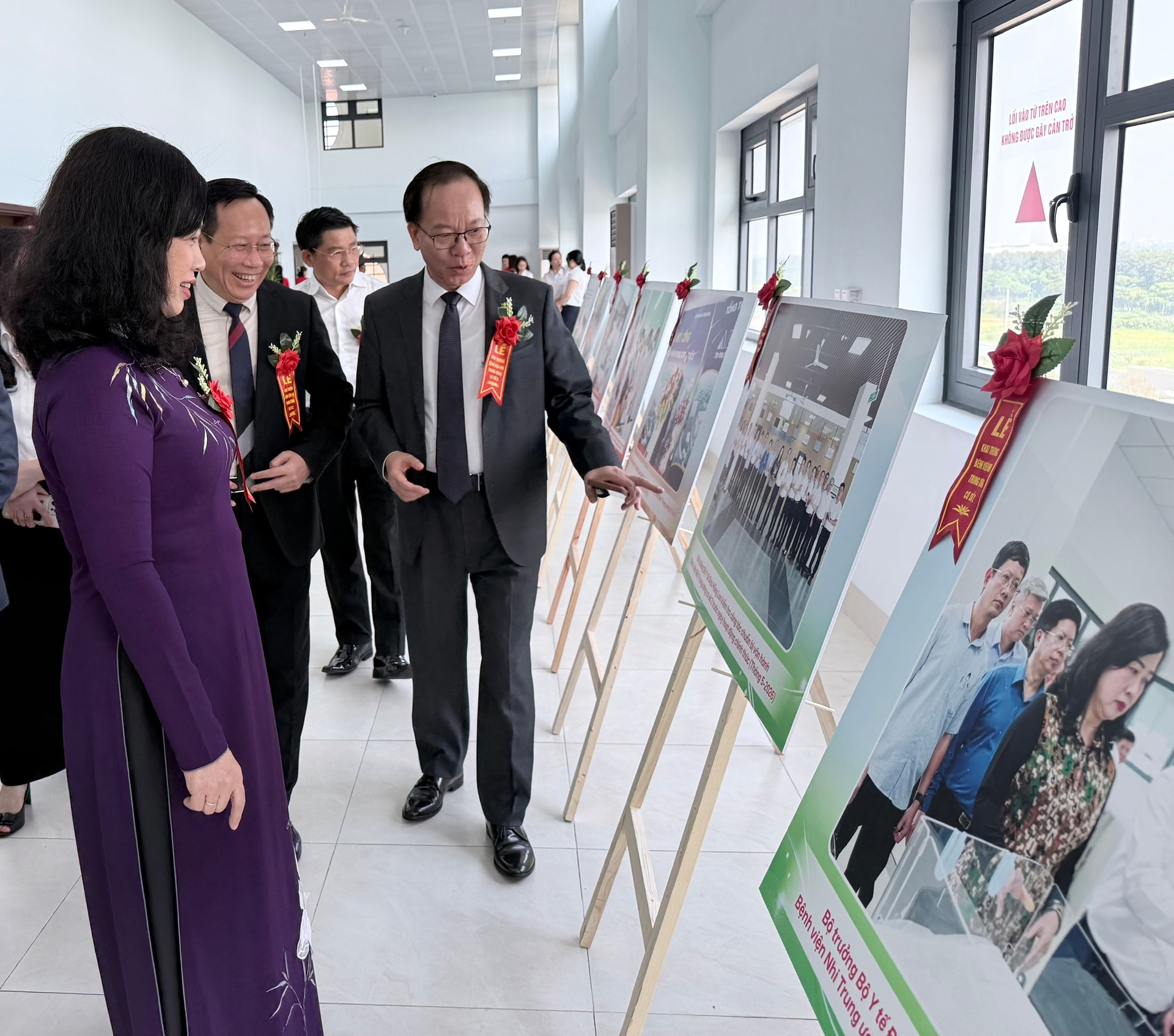 Bộ trưởng Đào Hồng Lan: Cơ sở 2 Bệnh viện Nhi Trung ương góp phần giảm tải, nâng cao chất lượng khám chữa bệnh cho trẻ em- Ảnh 6. Bộ trưởng Đào Hồng Lan: Cơ sở 2 Bệnh viện Nhi Trung ương góp phần giảm tải, nâng cao chất lượng khám chữa bệnh cho trẻ em- Ảnh 6.