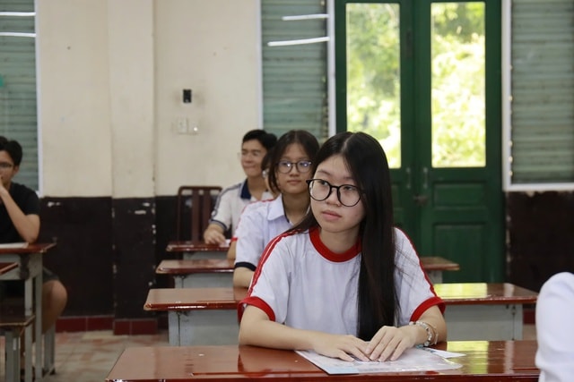 Đề thi, đáp án môn Tiếng Anh lớp 10 năm 2026 tại TPHCM tất cả mã đề- Ảnh 1.