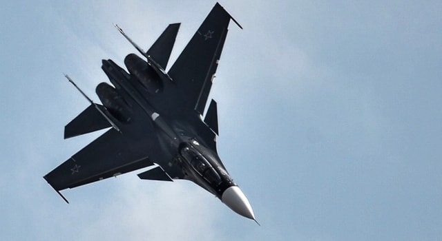 Bom Iran lần đầu xuất hiện trên tiêm kích Su-30 Nga- Ảnh 1. Bom Iran lần đầu xuất hiện trên tiêm kích Su-30 Nga- Ảnh 1.