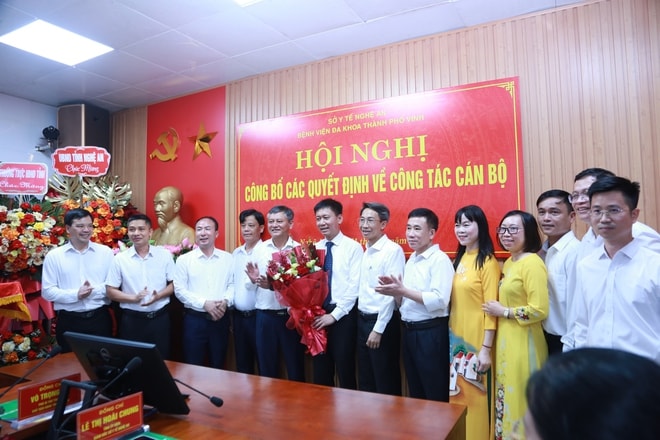 Bệnh viện Đa khoa TP Vinh có tân Giám đốc- Ảnh 5. Bệnh viện Đa khoa TP Vinh có tân Giám đốc- Ảnh 5.