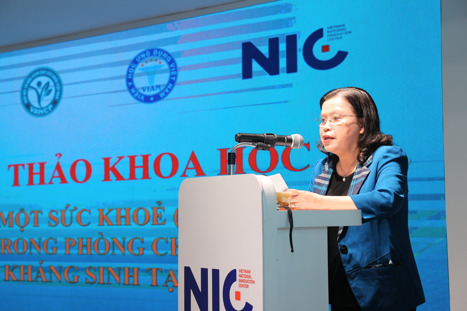 Phối hợp liên ngành kiểm soát kháng kháng sinh theo cách tiếp cận One Health- Ảnh 4. Phối hợp liên ngành kiểm soát kháng kháng sinh theo cách tiếp cận One Health- Ảnh 4.