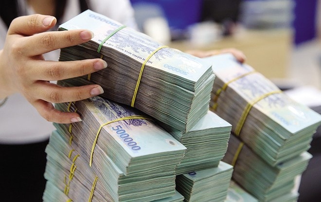 Áp lực thanh khoản ngân hàng tăng trở lại- Ảnh 1.