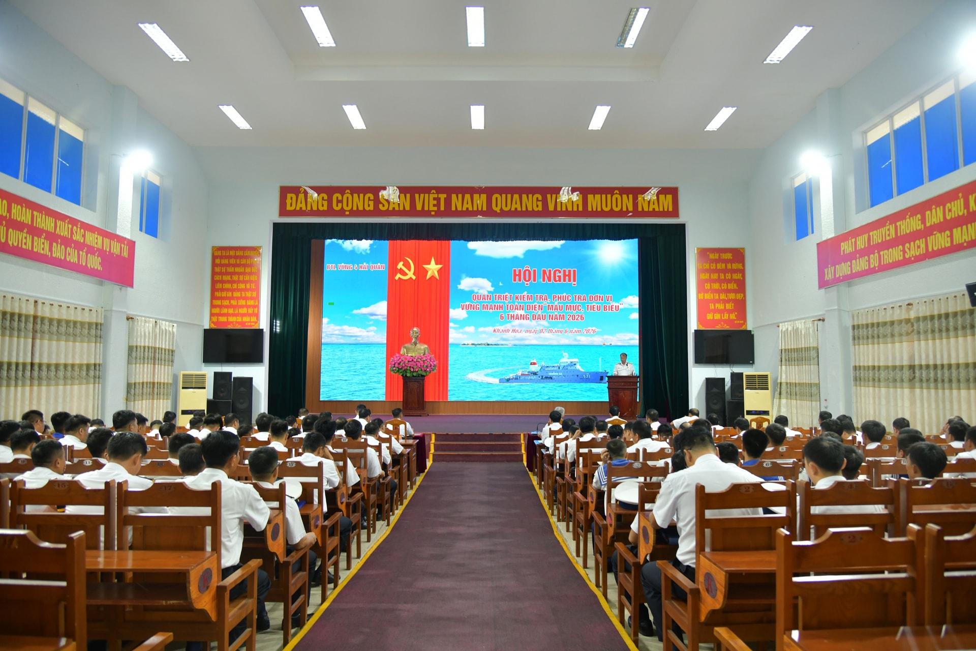 Bộ Tư lệnh Vùng 4 kiểm tra đơn vị vững mạnh toàn diện tại Lữ đoàn 955- Ảnh 3. Bộ Tư lệnh Vùng 4 kiểm tra đơn vị vững mạnh toàn diện tại Lữ đoàn 955- Ảnh 3.