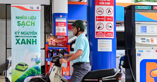 Vì sao không thử nghiệm xăng E10 trước khi đưa vào bán đại trà giống như xăng E5?- Ảnh 1.